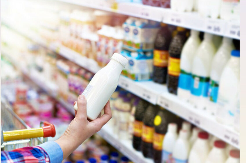 As a result of the crisis in Serbia, the price of drinking milk on store shelves is now lower than that of mineral water. Photo: Canva